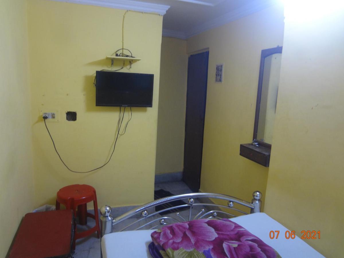 Khaja Habib Hotel Calcutta Buitenkant foto