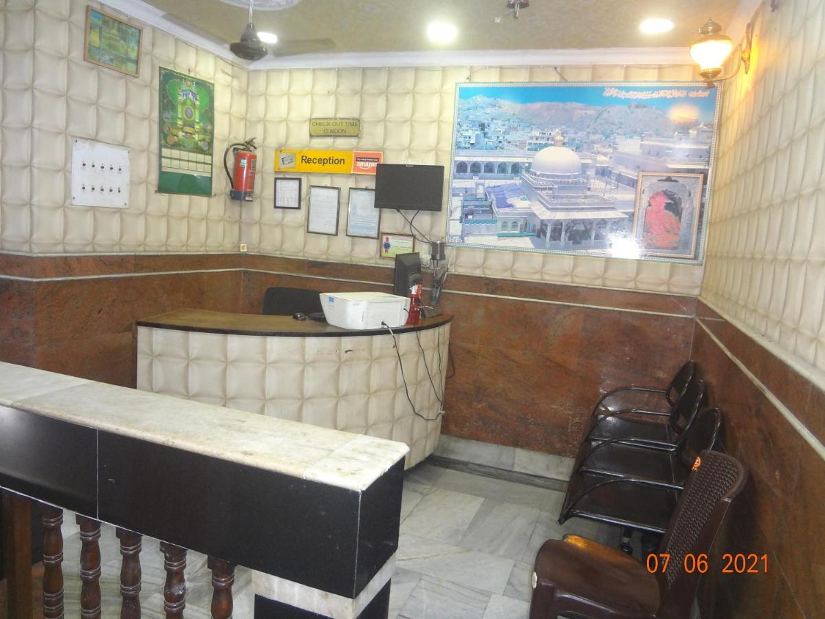 Khaja Habib Hotel Calcutta Buitenkant foto